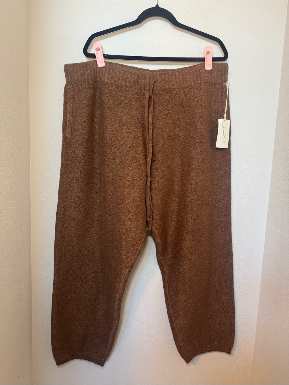Universal Threads brown knit lounge pants NWT